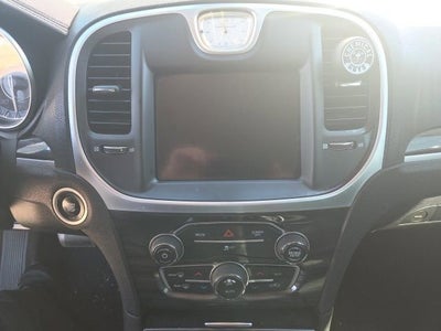 2018 Chrysler 300 Touring