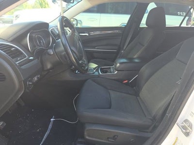 2018 Chrysler 300 Touring