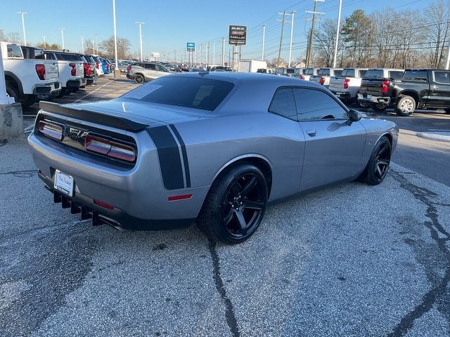 2016 Dodge Challenger R/T Scat Pack