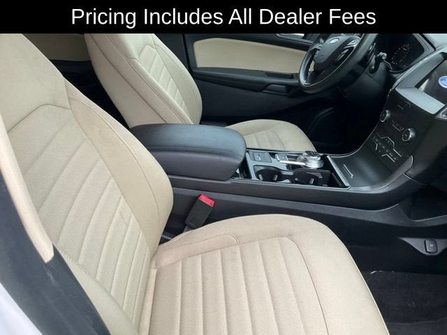 2020 Ford Edge SE