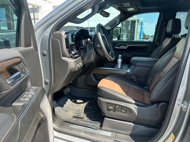 2024 Chevrolet Silverado 3500 HD High Country