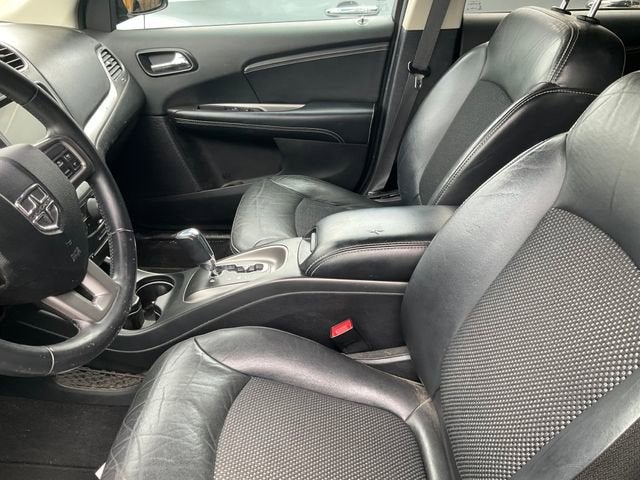 2018 Dodge Journey Crossroad