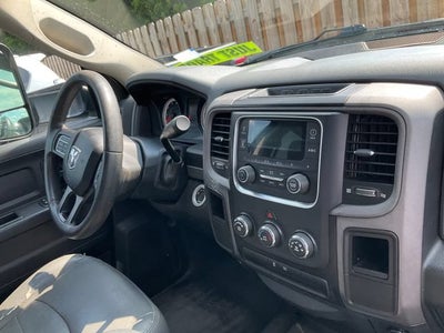 2017 RAM 3500 Tradesman Crew Cab 4x2 6'4" Box