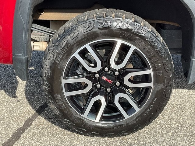 2025 GMC Sierra 1500 AT4