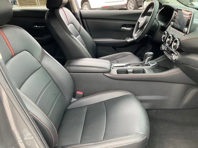 2022 Nissan Sentra SR Xtronic CVT