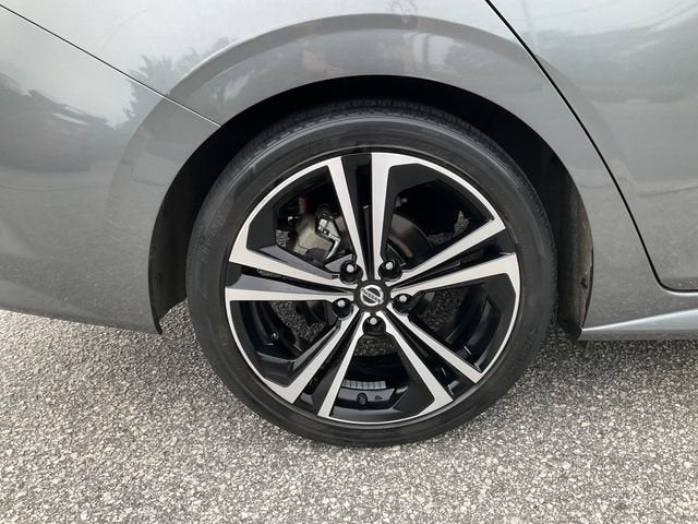 2022 Nissan Sentra SR Xtronic CVT