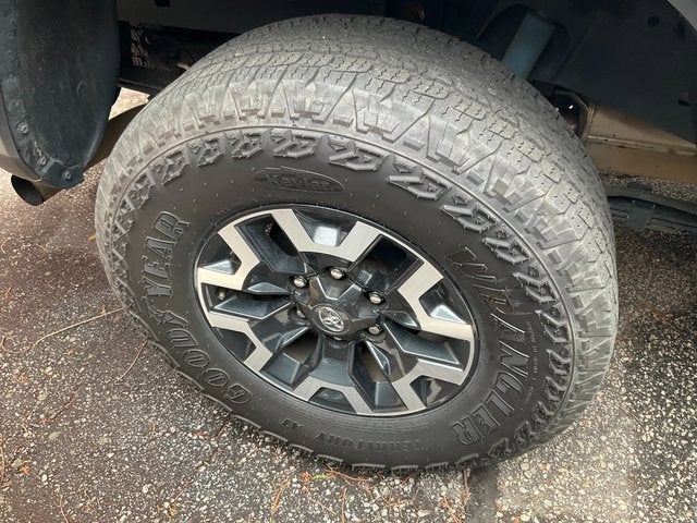 2022 Toyota Tacoma 4WD SR