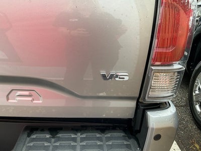 2022 Toyota Tacoma 4WD SR