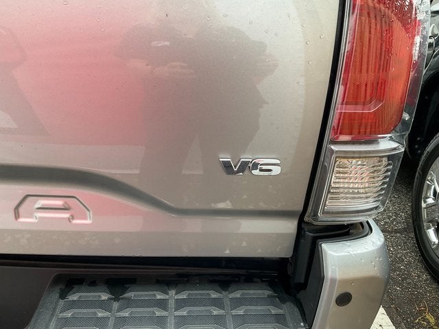 2022 Toyota Tacoma 4WD SR