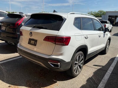 2022 Volkswagen Taos SE