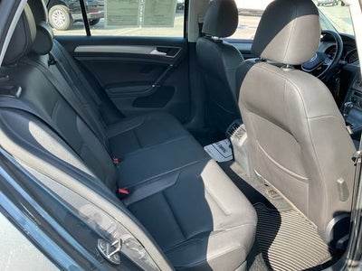 2015 Volkswagen Golf TDI S 4-Door