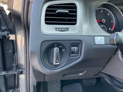 2015 Volkswagen Golf TDI S 4-Door
