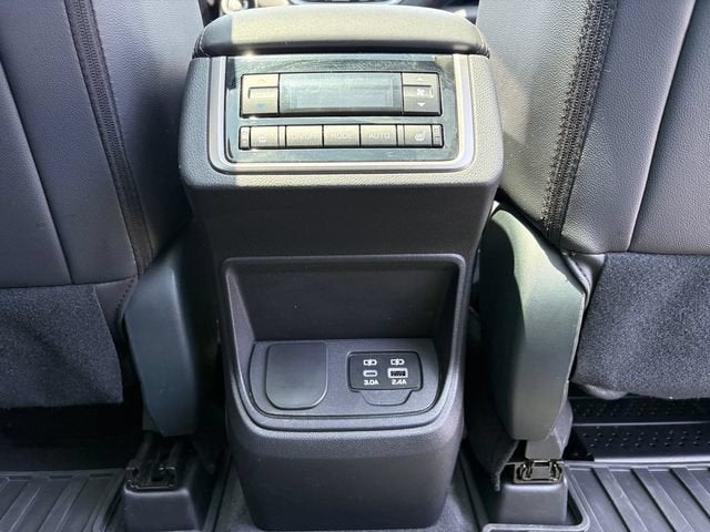 2025 Subaru Ascent Limited 8-Passenger