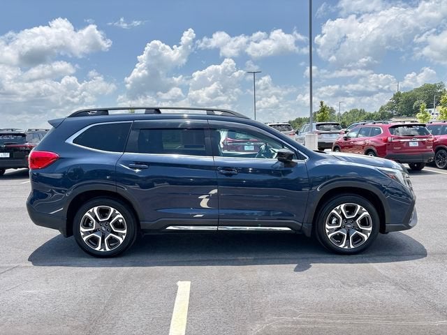 2025 Subaru Ascent Limited 8-Passenger