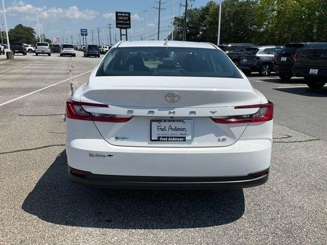 2025 Toyota Camry LE
