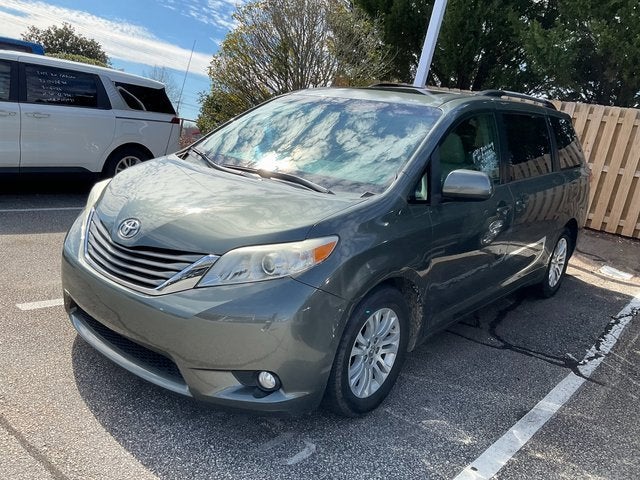 2014 Toyota Sienna XLE