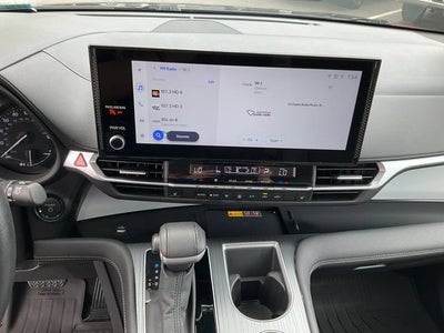 2025 Toyota Sienna XLE
