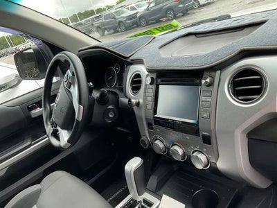 2017 Toyota Tundra SR5 5.7L V8