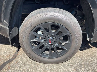 2025 Toyota Tundra Hybrid Platinum Hybrid CrewMax 5.5' Bed
