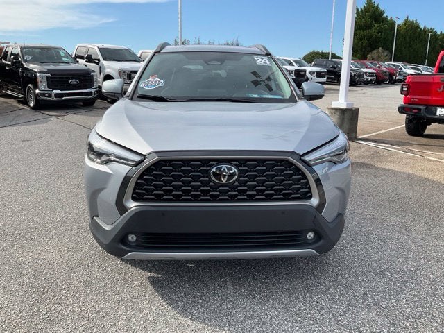 2024 Toyota Corolla Cross XLE
