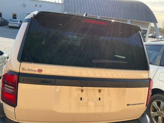 2024 Toyota Land Cruiser BASE