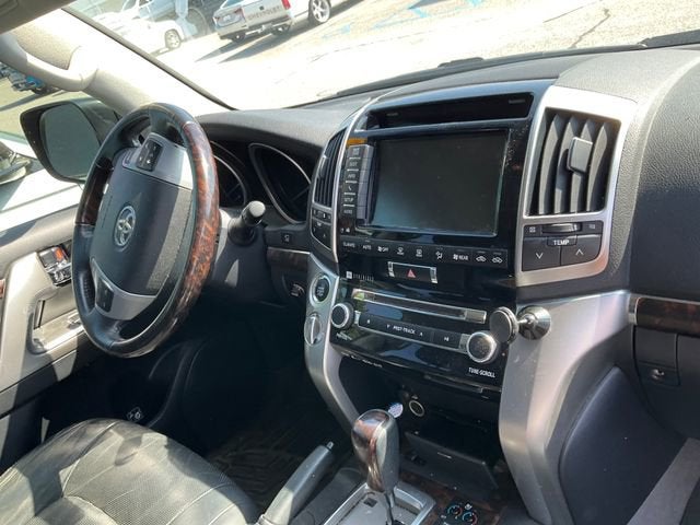 2014 Toyota Land Cruiser VX