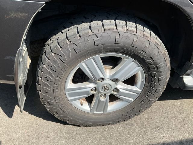 2014 Toyota Land Cruiser VX