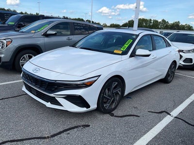 2025 Hyundai Elantra SEL Convenience