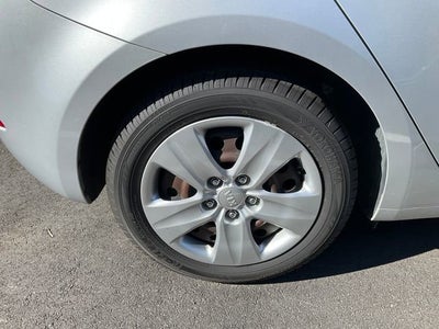 2016 Kia Forte 5-Door LX