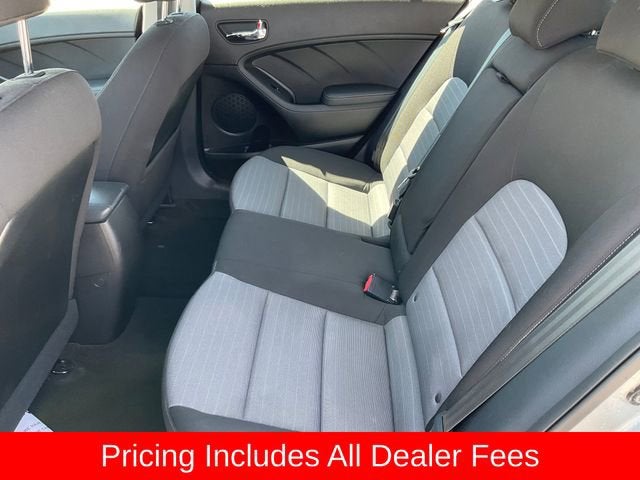 2016 Kia Forte 5-Door LX