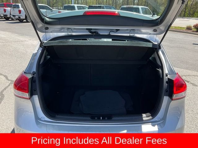 2016 Kia Forte 5-Door LX