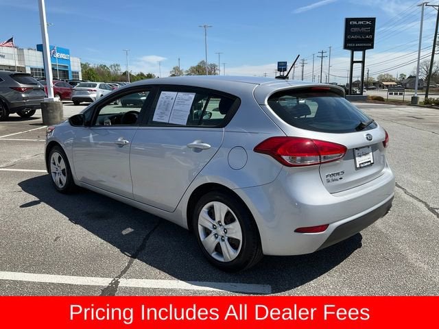 2016 Kia Forte 5-Door LX