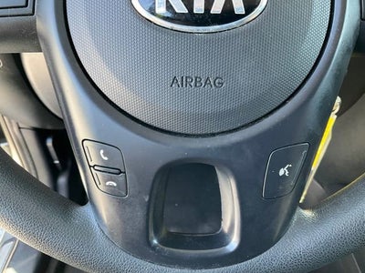 2013 Kia Soul Base