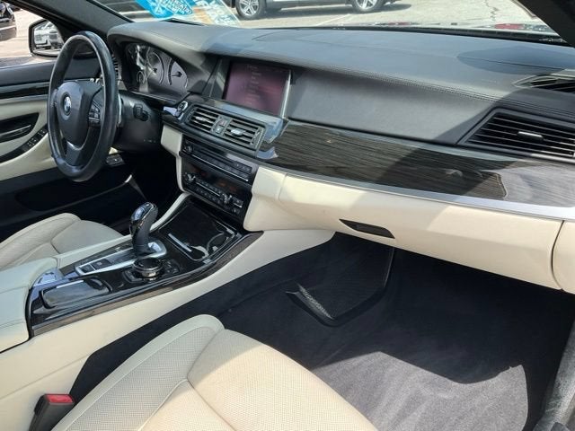 2015 BMW 5 Series 550i